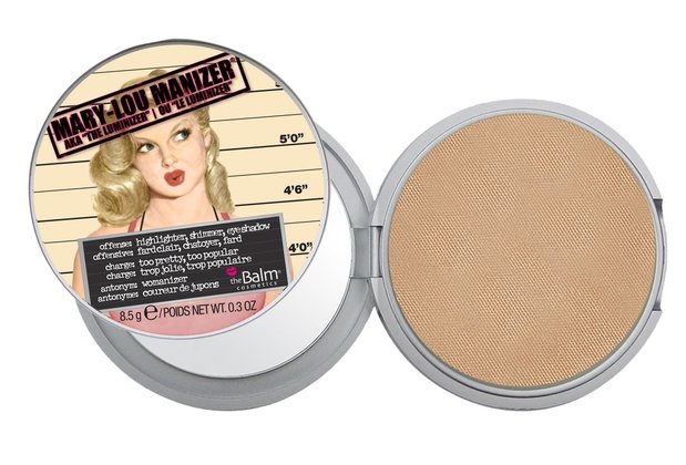 Bảng tạo khối Mary-Lou Manizer với thiết kế tinh tế, nổi bật sản phẩm yêu thích năm 2016, thể hiện các lựa chọn tốt nhất cho những ai yêu thích trang điểm.